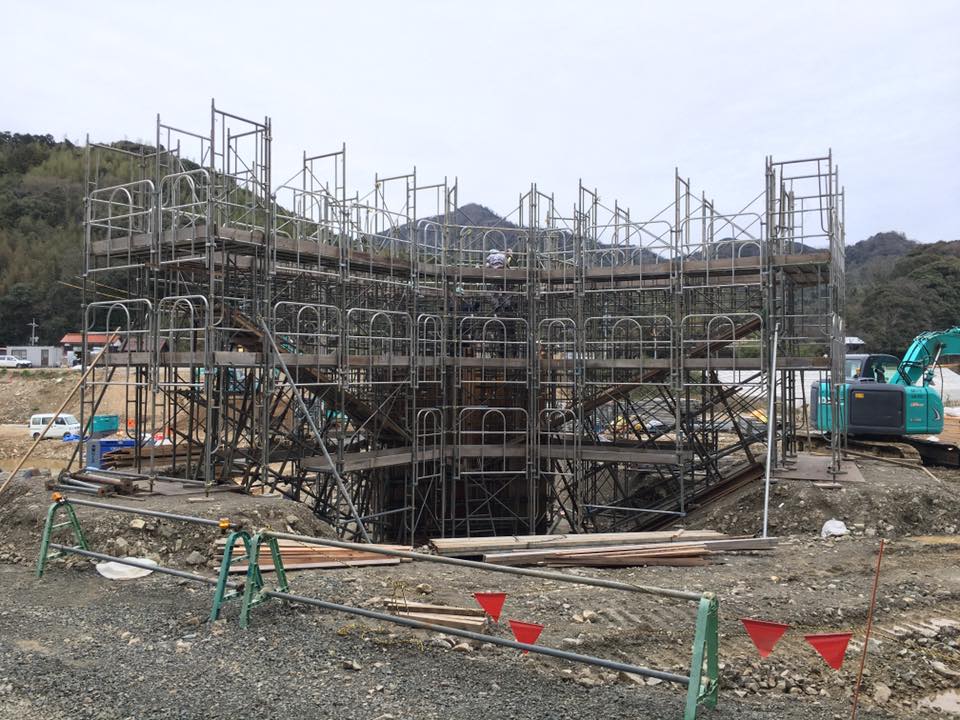 型枠工事
